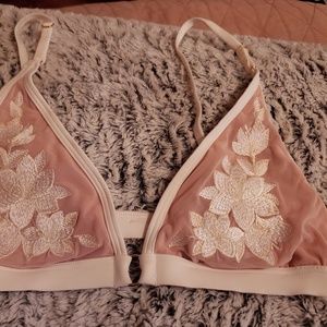 Bralette, triangle cup